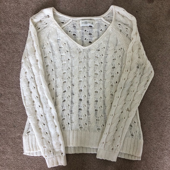 Abercrombie and Fitch Sweater - Picture 2 of 4